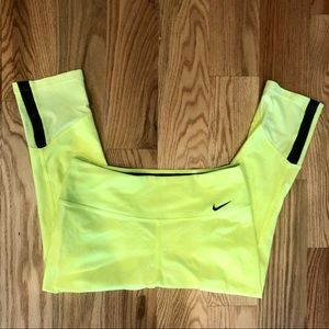 NIKE DRI-FIT CROPPED LEGGINGS SIZE MEDIUM